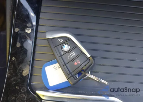 2019 BMW X3 xDrive30I z USA, uszkodzony, nr VIN 5UXTR9C54KLE11869